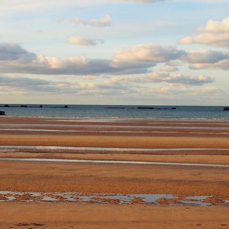 Gites "Bord De Mer" Pmr Ou "Arromanches" 2 Chambres En Front De Mer A Asnelles , 3Km D'Arromanches, 10Km De Bayeux Saint-Côme-de-Fresné Buitenkant foto